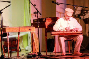 Kapelu sadziedāšanās /foto/